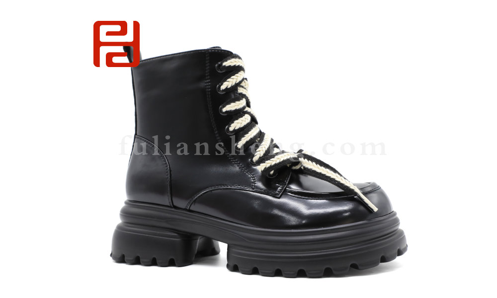 福連升冬季新款休閑生活女鞋時(shí)尚休閑女鞋馬丁靴