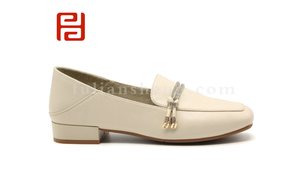 福連升女士淺口休閑鞋單鞋樂福英倫風方頭低跟豆豆鞋圖片