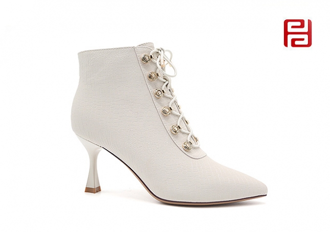 福連升休閑鞋女鞋高跟小短靴百搭尖頭時裝細跟保暖秋冬