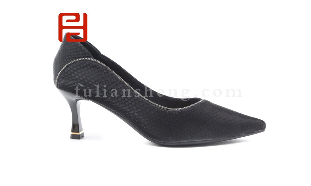 春季新款時尚淺口高跟女鞋商務細跟套腳通勤女單鞋                                   